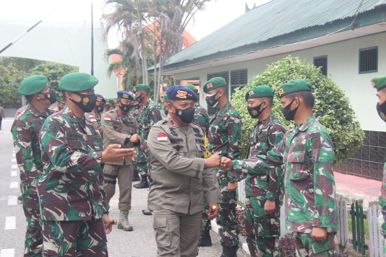 Danrem Bersama Kapolda Sulteng Arahkan Raider TNI-AD Yonif-502 Pemburu Jaringan MIT