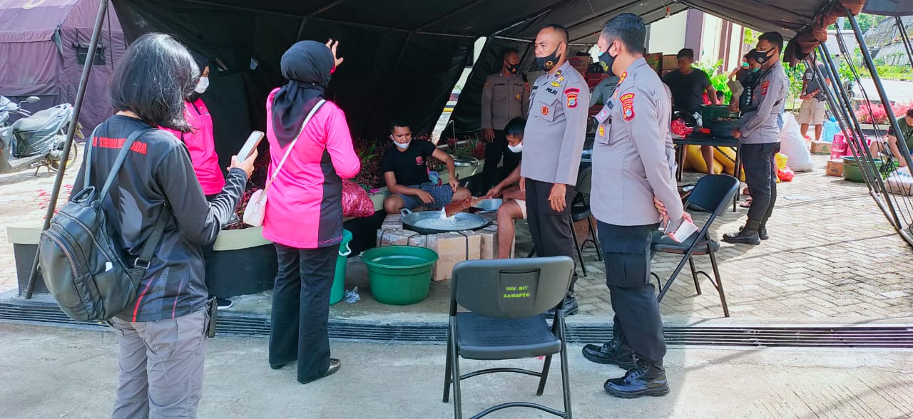 Polda Sulteng Kirim Mobil Dapur Lapangan dan Tim Medis Untuk Bencana Sulbar