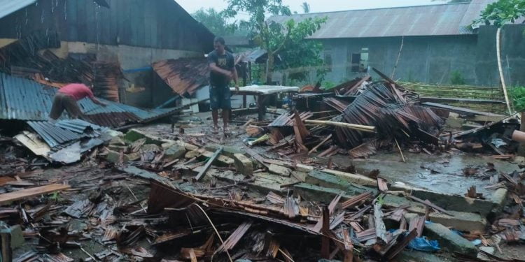 Angin Kencang Rusak 5 Rumah di Desa Kuala Utara