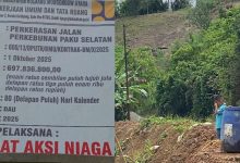 Kontraktor Diduga Abaikan K3, Anak Kecil Terlihat di Bibir Jurang Proyek Jalan Paku Selatan